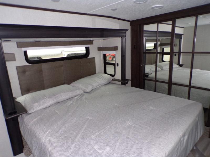 Coachmen Bedroom