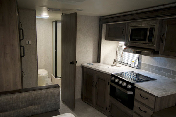  Top 5 Best Travel Trailers For Full Time Living