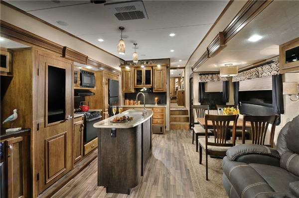 Top 5 Best Fifth Wheels Under 50,000 Dollars For Two People - RVingPlanet  Blog