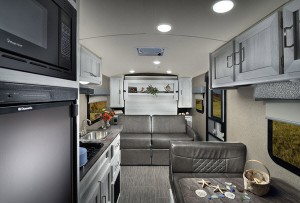 lightweight travel trailer under 2000 lbs