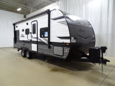 Jayco Jay Flight SLX 8212 qb travel trailer, main image