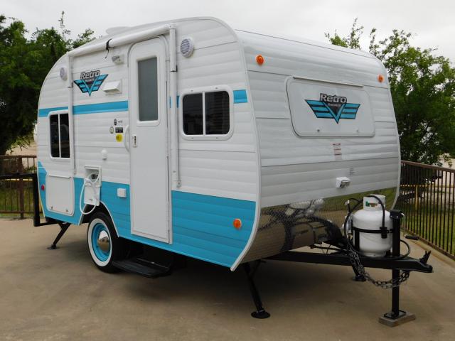 travel trailers under 2000 pounds