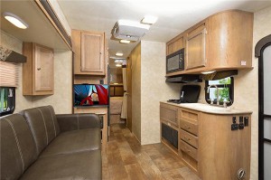 lightweight travel trailers under 5000 lbs